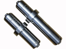 Pressure and temperature recorder RDT is also called Data logger RDT.
Data logger RDT is installed inside in-line PIG (cleaning, gauging, batching, mandrel, etc.) in order to record the distribution of pressure and temperature along the pipeline.
Additionally, an RTD, having high-precision pressure sensors, can also record the differential pressure, which pushes the pig through the pipeline.
Thus, it is possible not only qualitatively, but also quantitatively determine in what places in the pipeline most of all wall deposits accumulate.
By comparing this data with the recorded temperature and pressure graphs, experts can draw conclusions about the application of various inhibitors and additives
that are added to the pumped liquid or gas in order to reduce the deposition on walls or reduce the resistance during pumping.
Due to high-precision gyroscopes all bends in the pipeline will be identified and can be reported.
